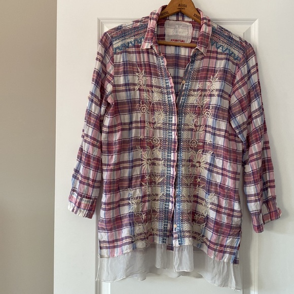 JOHNNY WAS 3J Workshop BRANDY CHIFFON FLOUNCE EMBROIDERED SHIRT W GAUZY HEM $268 - Picture 2 of 14